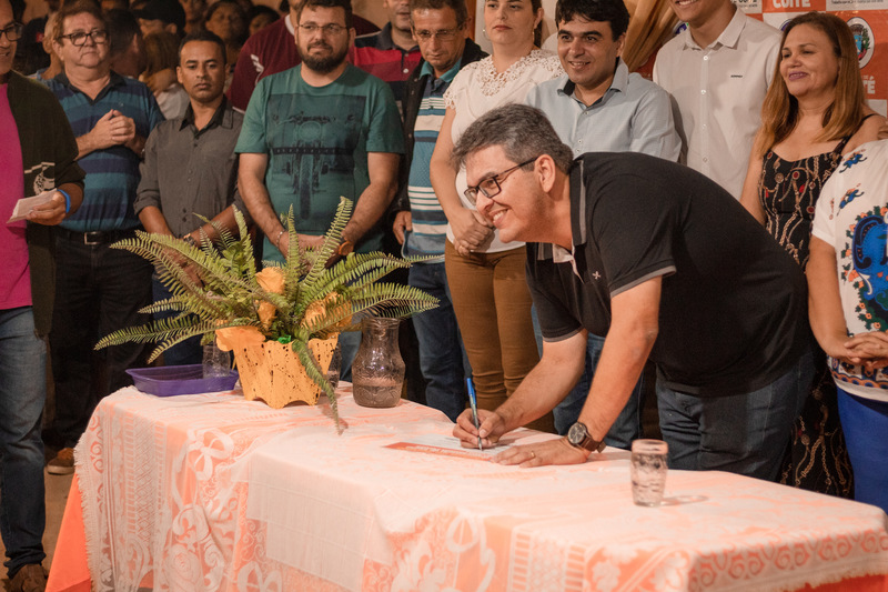 Ordem de serviço é assinada no Bairro Ulisses Guimarães em Cuité
