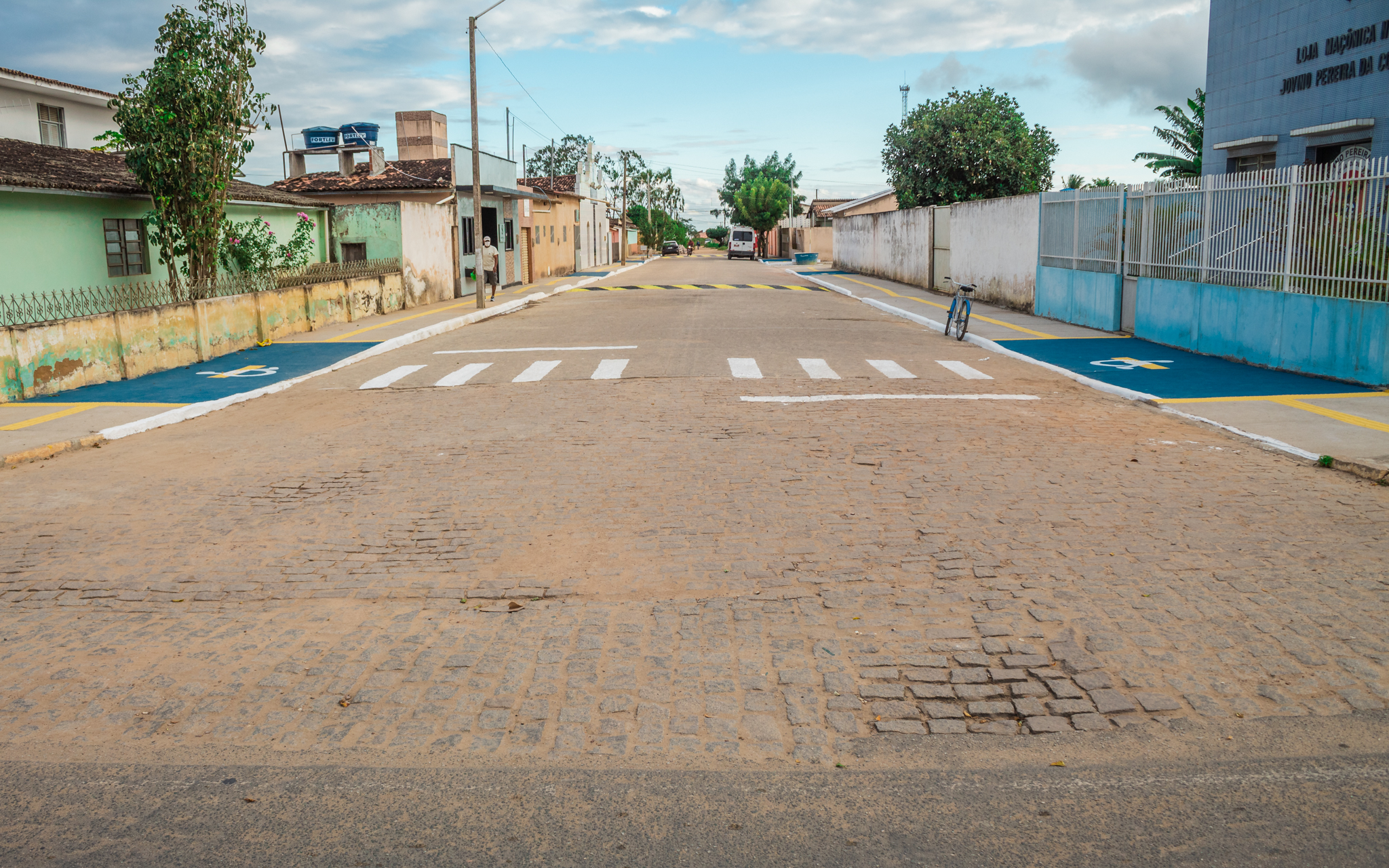 Prefeito faz inauguração virtual de pavimentação no Bairro 25 de janeiro